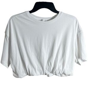 Cloth By Design Cropped White Tee Shirt Size Medium